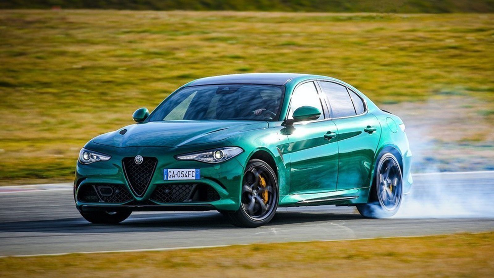 Το συνεργείο της Καλλιθέας για Alfa Romeo, Fiat, Lancia &Abarth - Αγγελάκης 